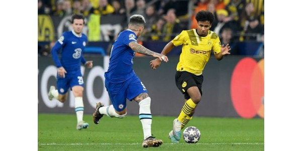 Karim Adeyemis enmannsmål for Chelsea